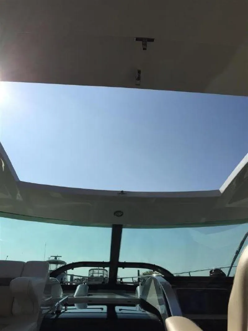 Slide: The Image of Sea Ray Sundancer 2013 - 1264041