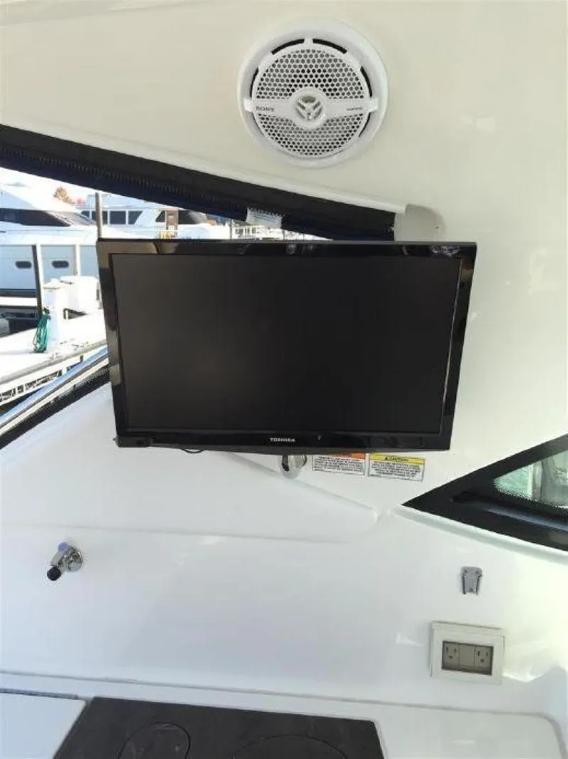 Slide: The Image of Sea Ray Sundancer 2013 - 1264044