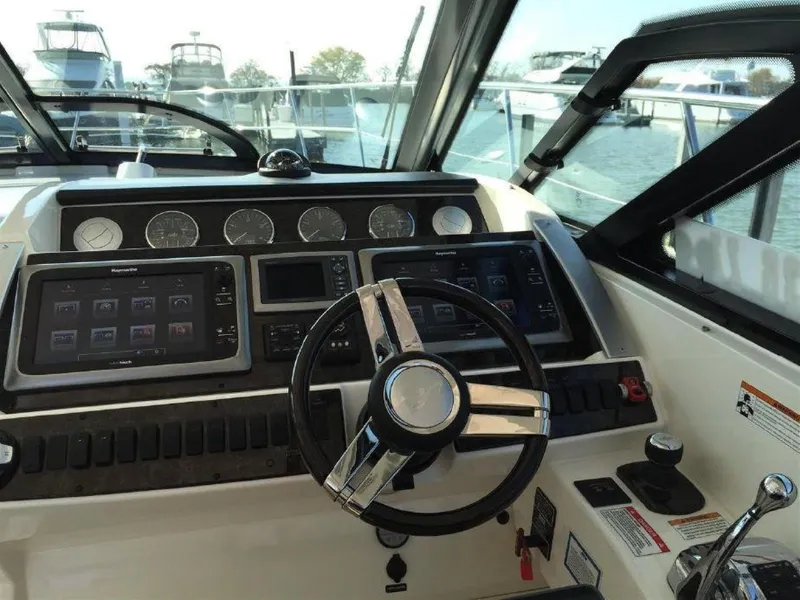 Slide: The Image of Sea Ray Sundancer 2013 - 1264051