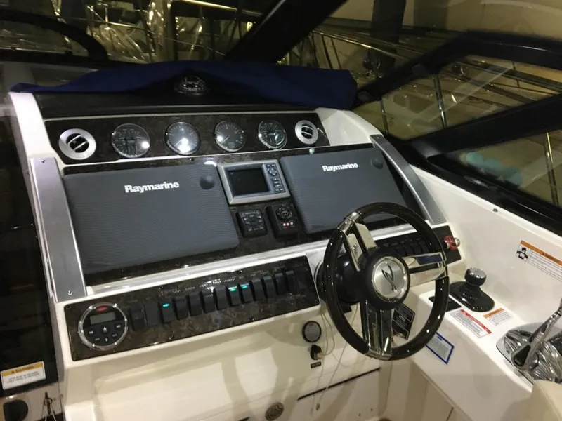 Slide: The Image of Sea Ray Sundancer 2013 - 1264052