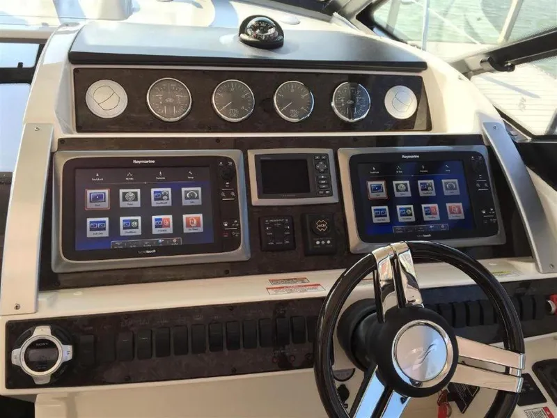 Slide: The Image of Sea Ray Sundancer 2013 - 1264053