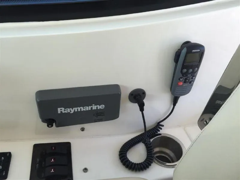 Slide: The Image of Sea Ray Sundancer 2013 - 1264055