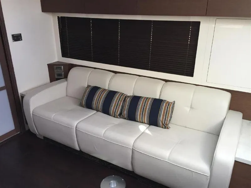 Slide: The Image of Sea Ray Sundancer 2013 - 1264059