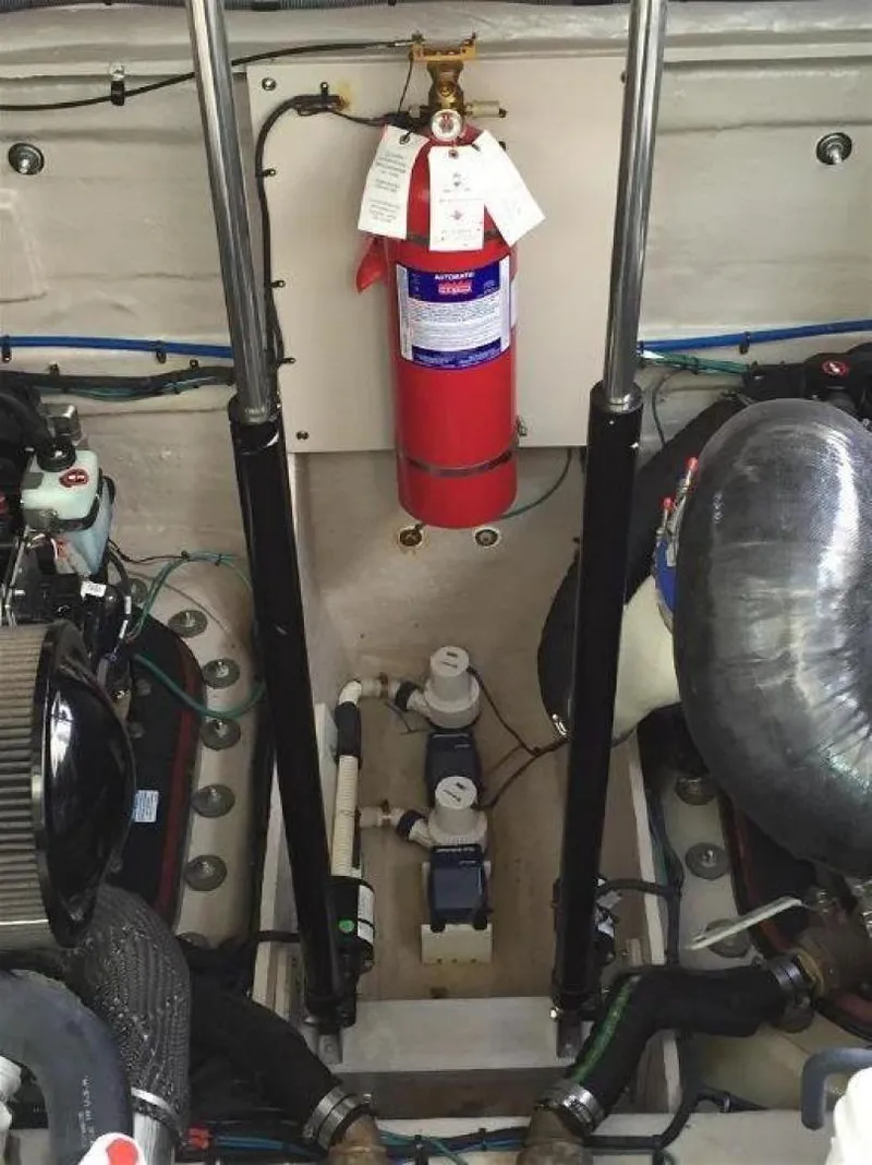 Slide: The Image of Sea Ray Sundancer 2013 - 1264080