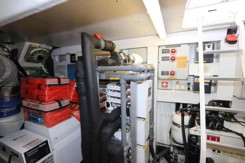 Slide: The Image of Sunseeker Yacht 2015 - 1271090