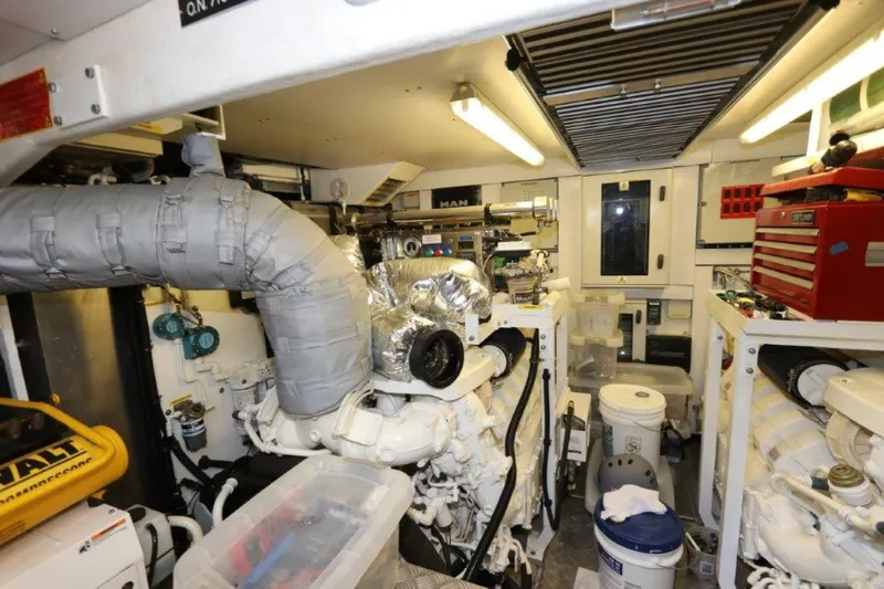 Slide: The Image of Sunseeker Yacht 2015 - 1271093