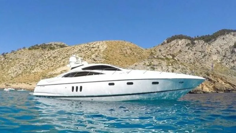 The Image of Sunseeker Predator 2006 - 1275057
