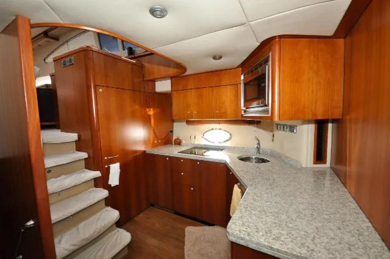 Slide: The Image of Sunseeker Predator 2006 - 1275076