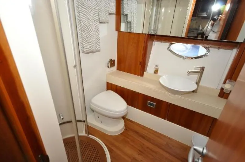 Slide: The Image of Sunseeker Predator 2006 - 1275082