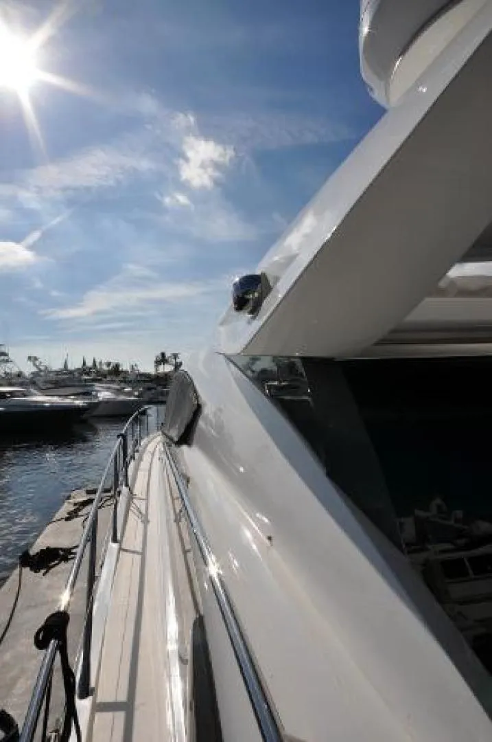 Slide: The Image of Sunseeker Predator 2006 - 1275065