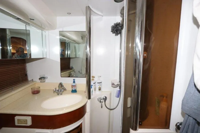 Slide: The Image of Fairline Squadron 1996 - 1570445