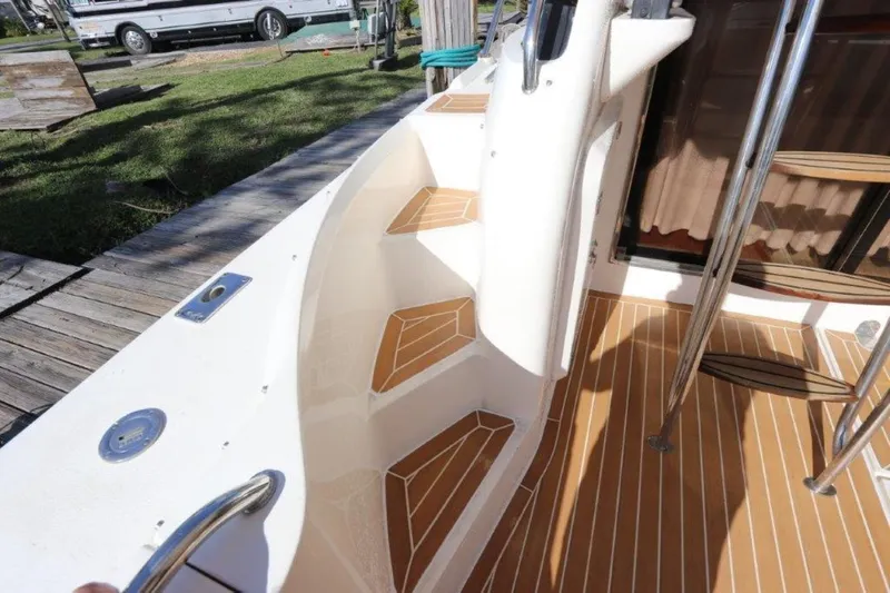 Slide: The Image of Fairline Squadron 1996 - 1570473