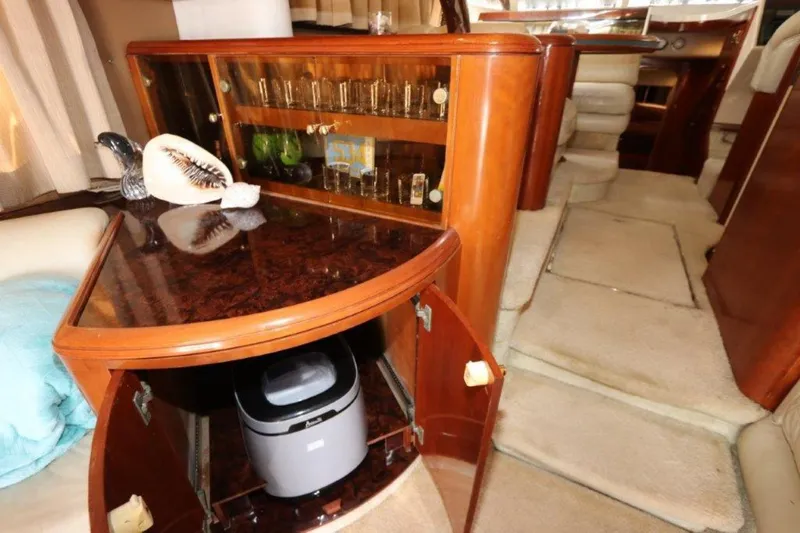 Slide: The Image of Fairline Squadron 1996 - 1570430