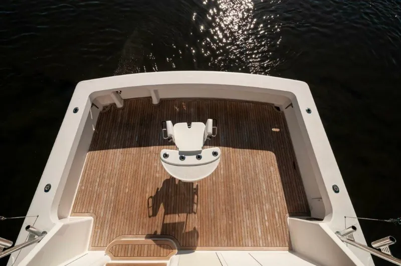 Slide: The Image of 2001 61 Viking Convertible Ellie B Cockpit - 6193060