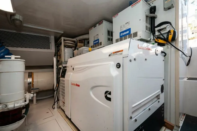 Slide: The Image of 2001 61 Viking Convertible Ellie B Generator - 6193063