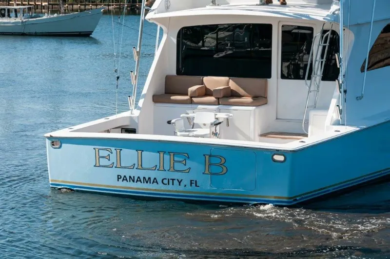 Slide: The Image of Viking 2001 61 Convertible Transom Ellie B - 6193075