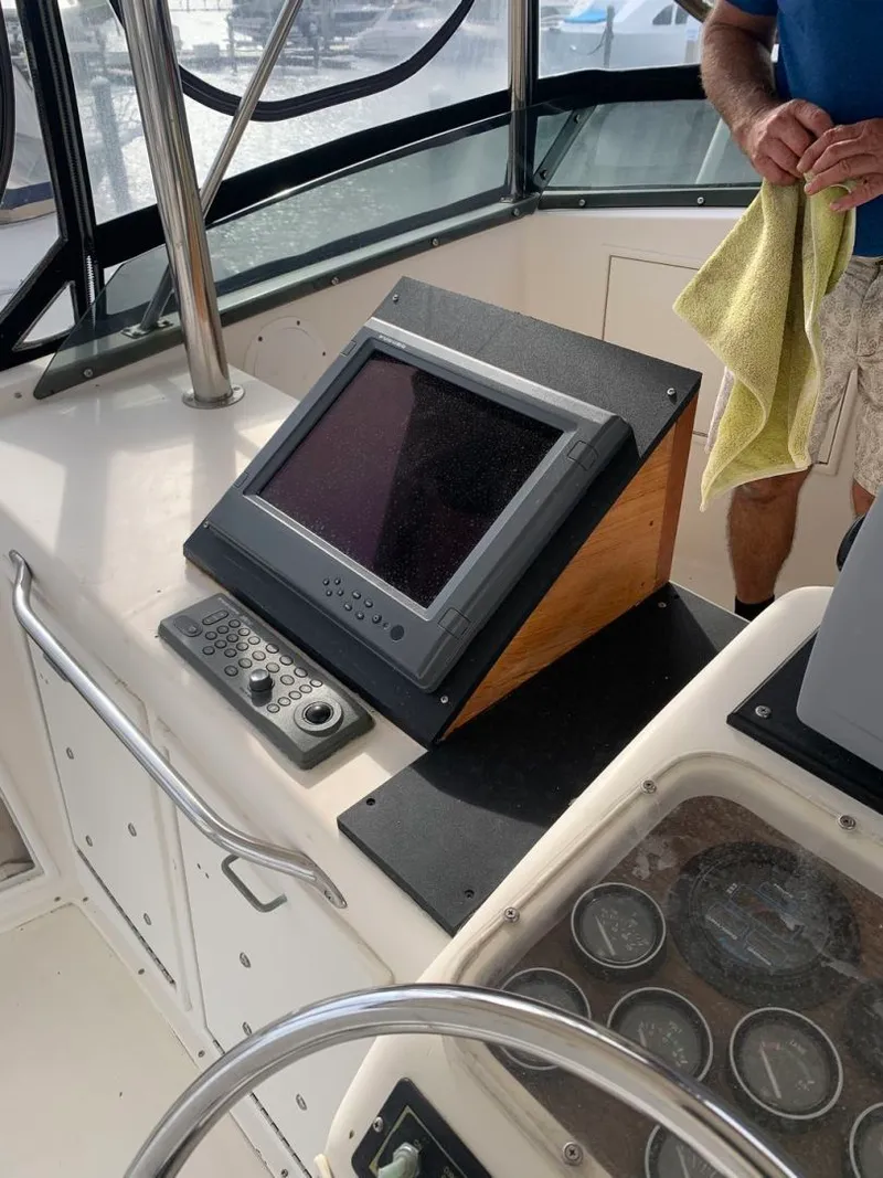 Slide: The Image of Ocean Yachts Super Sport 1985 - 1296846