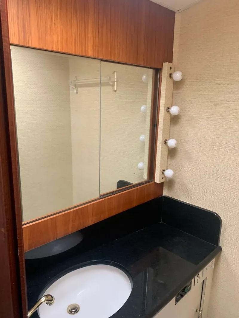 Slide: The Image of Ocean Yachts Super Sport 1985 - 1296877