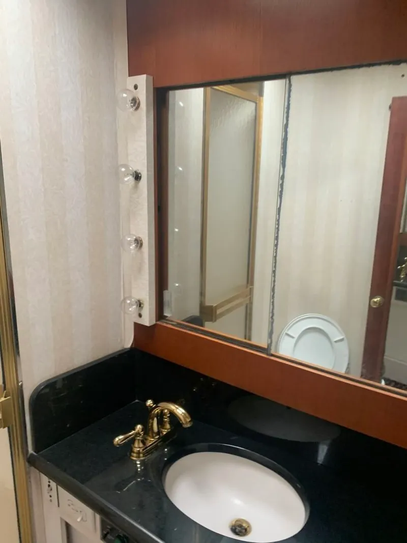 Slide: The Image of Ocean Yachts Super Sport 1985 - 1296878