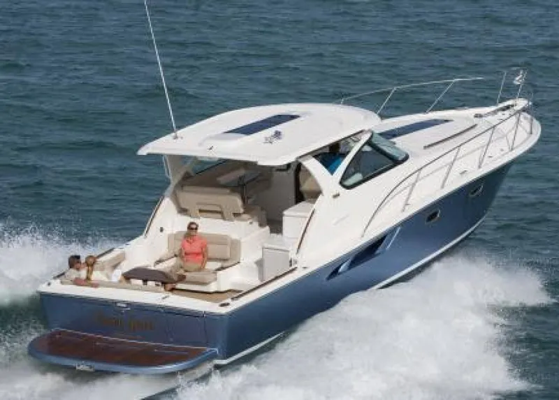 Slide: The Image of Tiara 39 2017 - 1296924