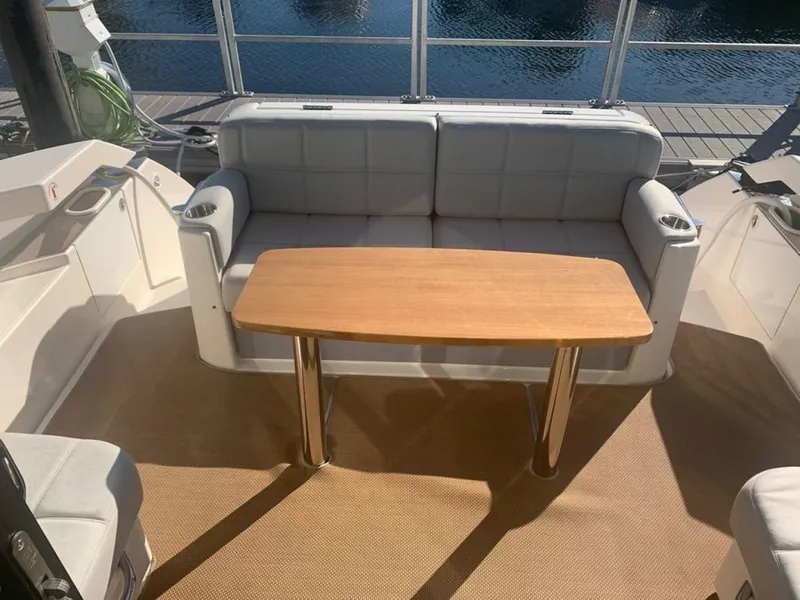 Slide: The Image of Tiara 39 2017 - 1296927