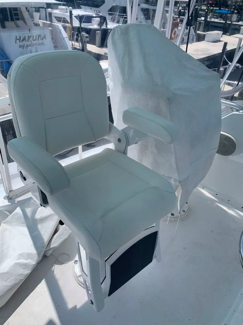 Slide: The Image of Hatteras Sportfish 1979 - 1297842