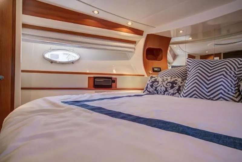 Slide: The Image of Pershing 50 2008 - 1299763