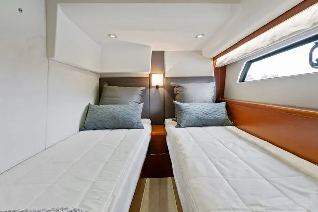 Slide: The Image of Prestige 500 2014 - 32