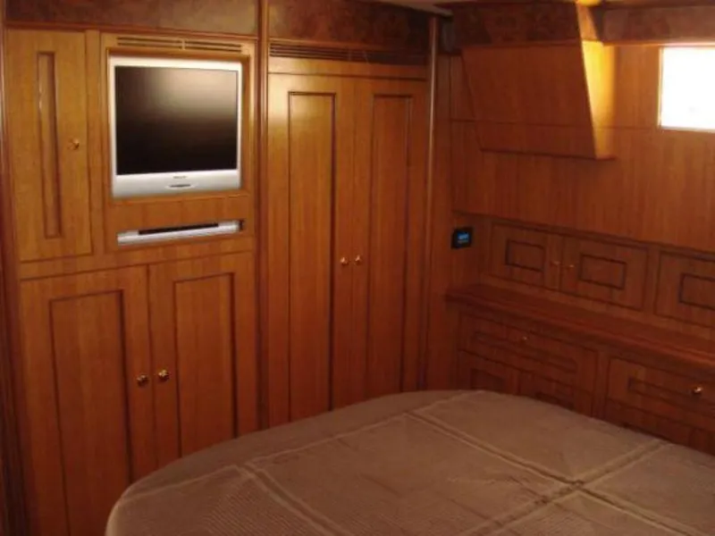 Slide: The Image of Ocean Alexander Motor 2005 - 1301221