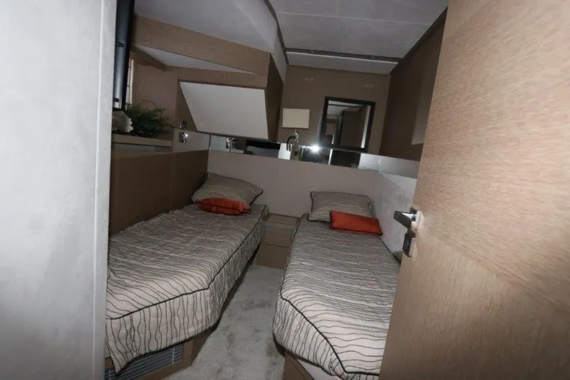 Slide: The Image of Prestige Motoryacht 2017 - 1303861