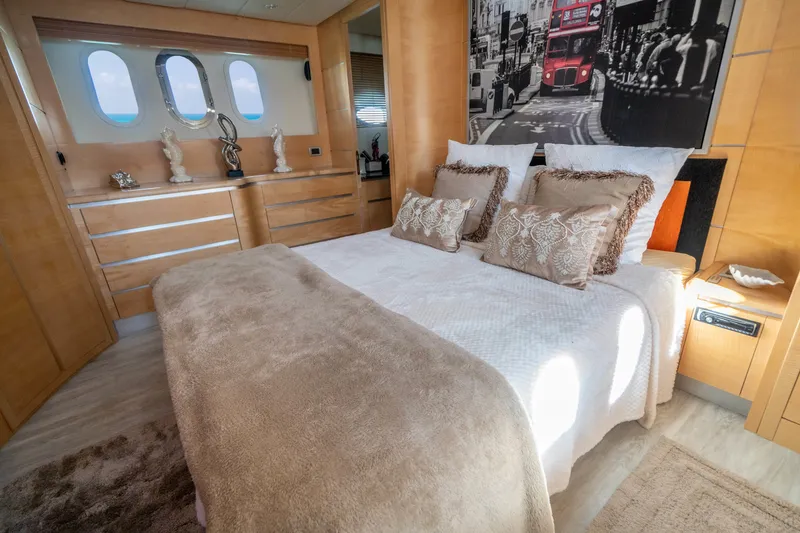 Slide: The Image of Gianetti HT 2007 - 1321429