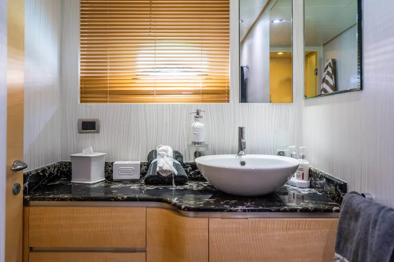 Slide: The Image of Gianetti HT 2007 - 1321434