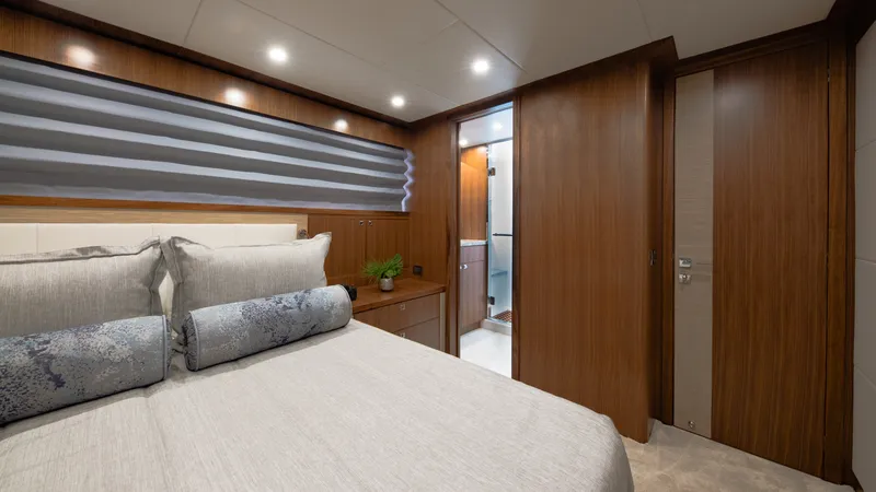 Slide: The Image of Hargrave Raised Pilothouse 2028 - 1320002
