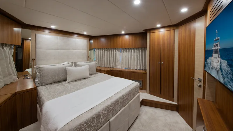 Slide: The Image of Hargrave Raised Pilothouse 2028 - 1320021