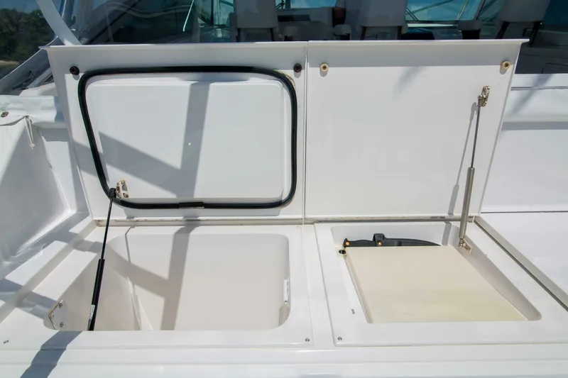 Slide: The Image of Viking 50 - Tiger Six - Cockpit 2021 Viking 50 Express - Tiger Six - 7668027