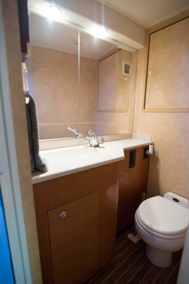 Slide: The Image of Viking 50 - Tiger Six - Guest Head 2021 Viking 50 Express - Tiger Six - 7668003