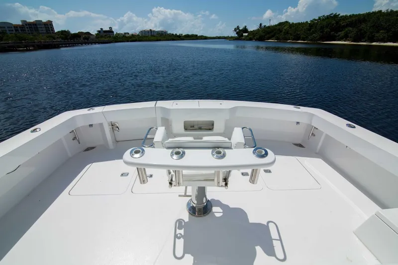 Slide: The Image of Viking 50 - Tiger Six - Cockpit 2021 Viking 50 Express - Tiger Six - 1327403