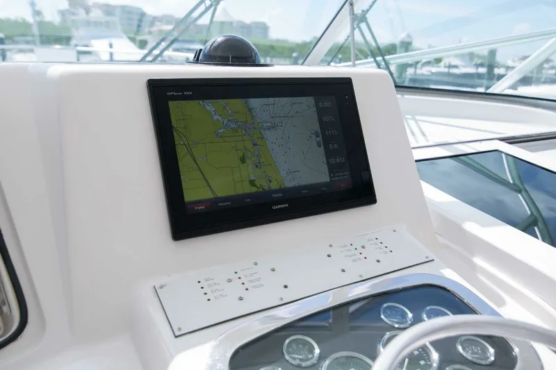 Slide: The Image of Viking 50 - Tiger Six - Helm-Electronics 2021 Viking 50 Express - Tiger Six - 7668015