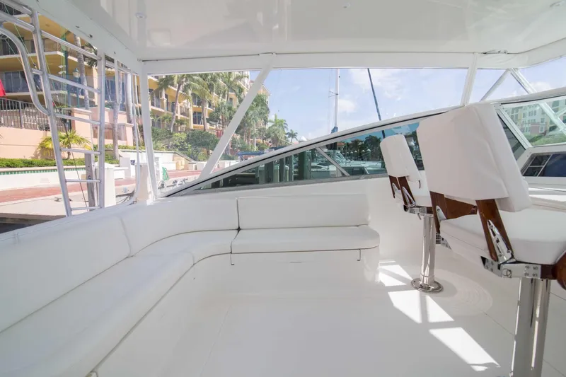 Slide: The Image of Viking 50 - Tiger Six - Helm Deck 2021 Viking 50 Express - Tiger Six - 1327394