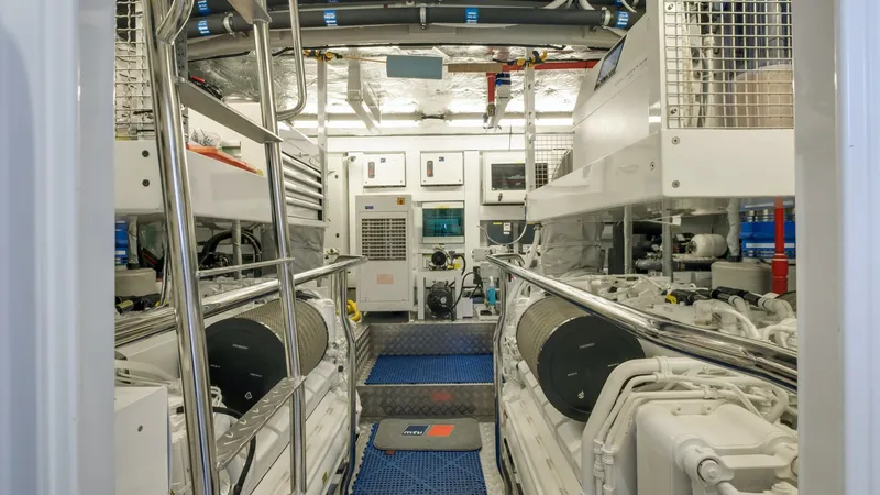 Slide: The Image of Sunseeker 86 Yacht 2018 - 1684289