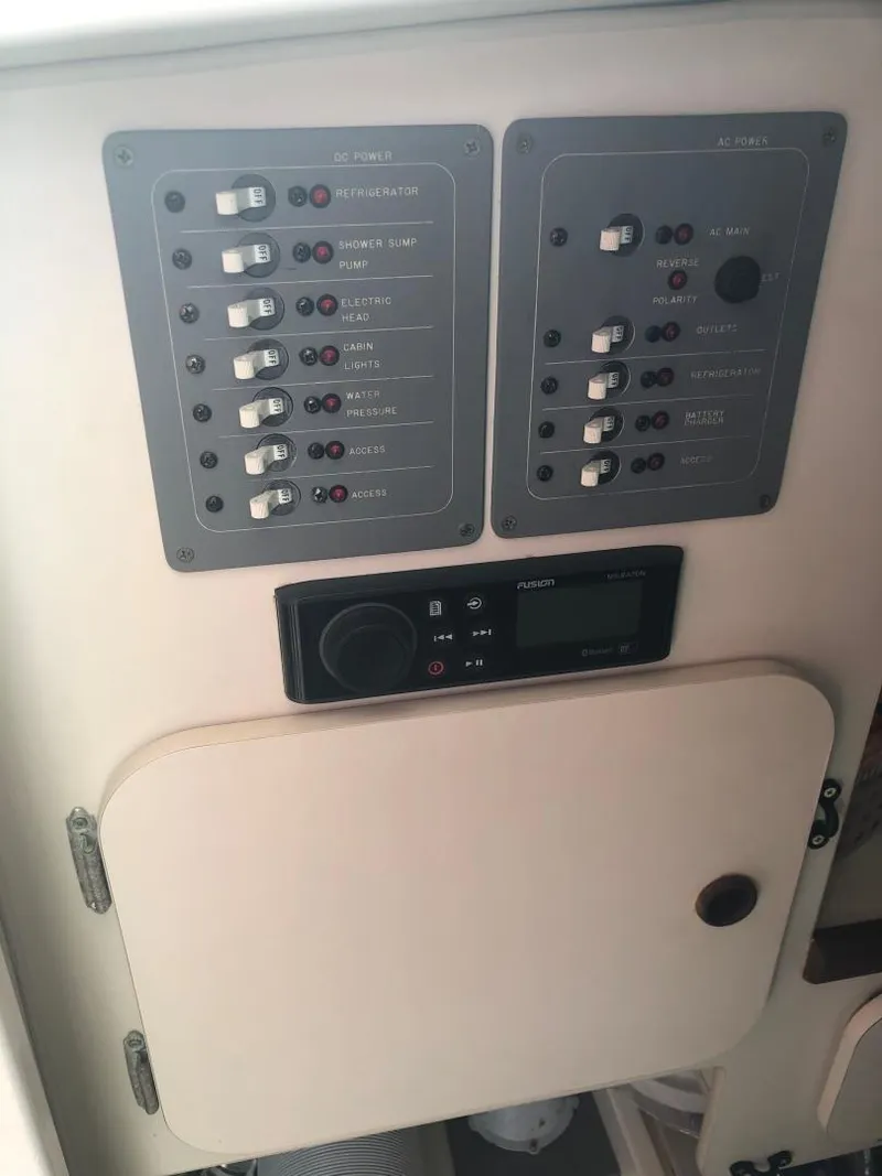 Slide: The Image of Pursuit 2870 Walkaround 2003 - 1343559