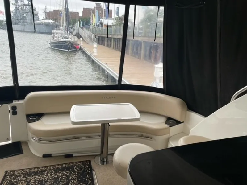 Slide: The Image of Meridian 541 Sedan 2012 - 1815284