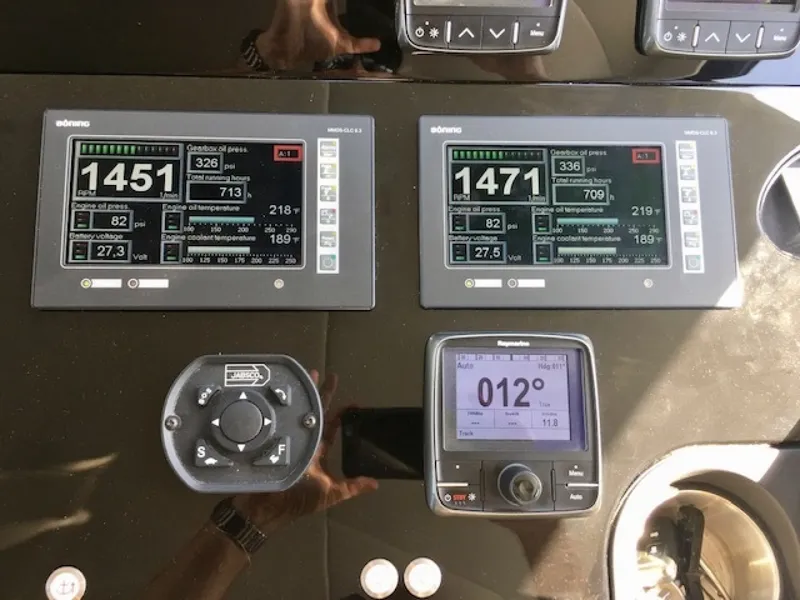 Slide: The Image of Sunseeker Manhattan 55 2015 - 1351212