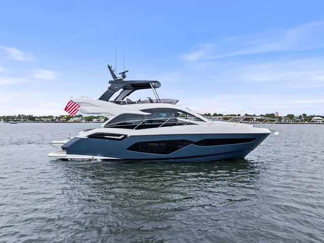 Slide: The Image of Sunseeker Manhattan 55 2015 - 40