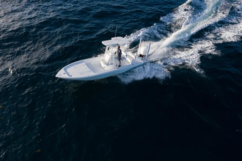 Slide: The Image of Yellowfin 24 Bay CE 2026 - 1489253