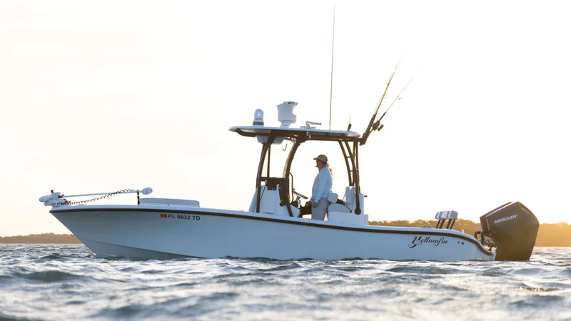 The Image of Yellowfin 26 Hybrid 2026 - 3692134