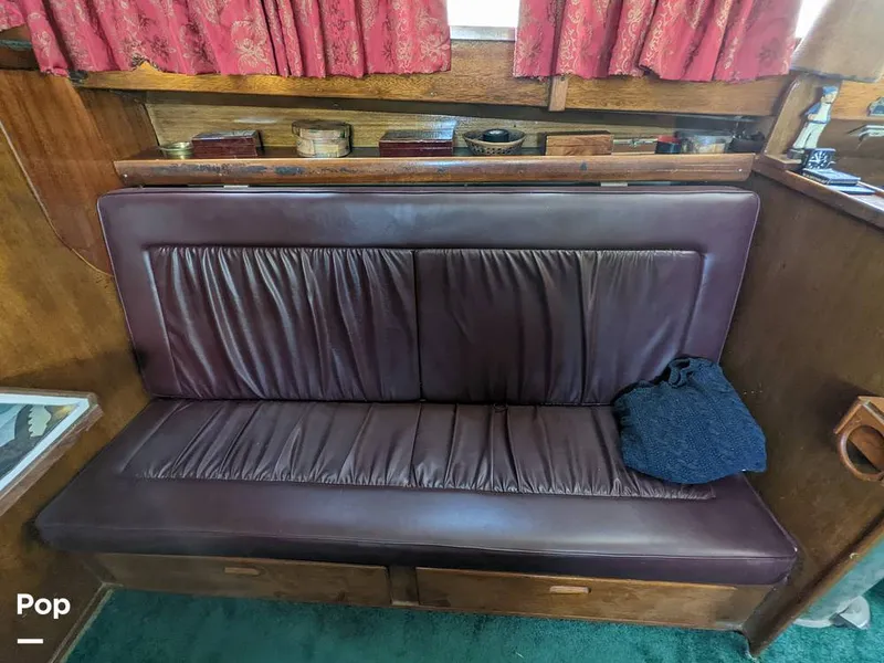 Slide: The Image of Settee - 10425069