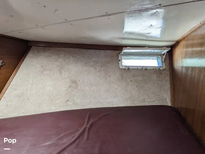 Slide: The Image of Port Holes - 10425077