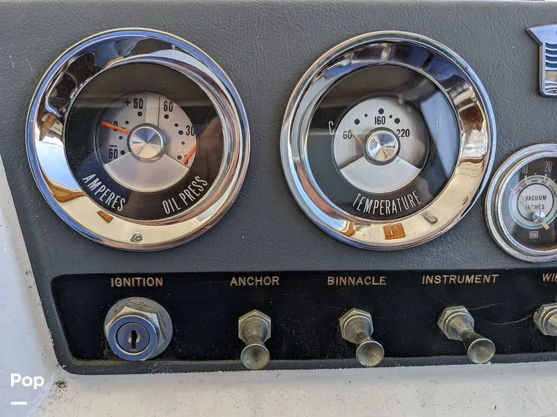 Slide: The Image of Chris-Craft 37 Roamer Riviera 1967 - 10424403