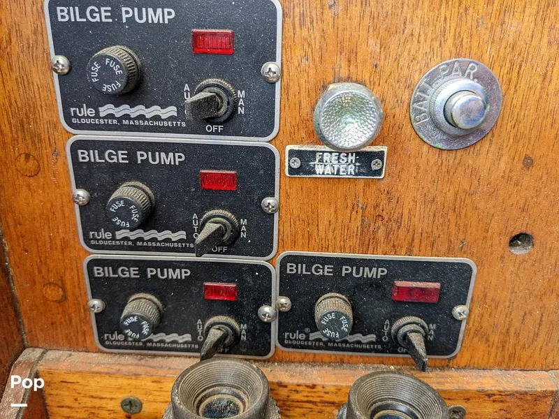 Slide: The Image of Chris-Craft 37 Roamer Riviera 1967 - 10424426